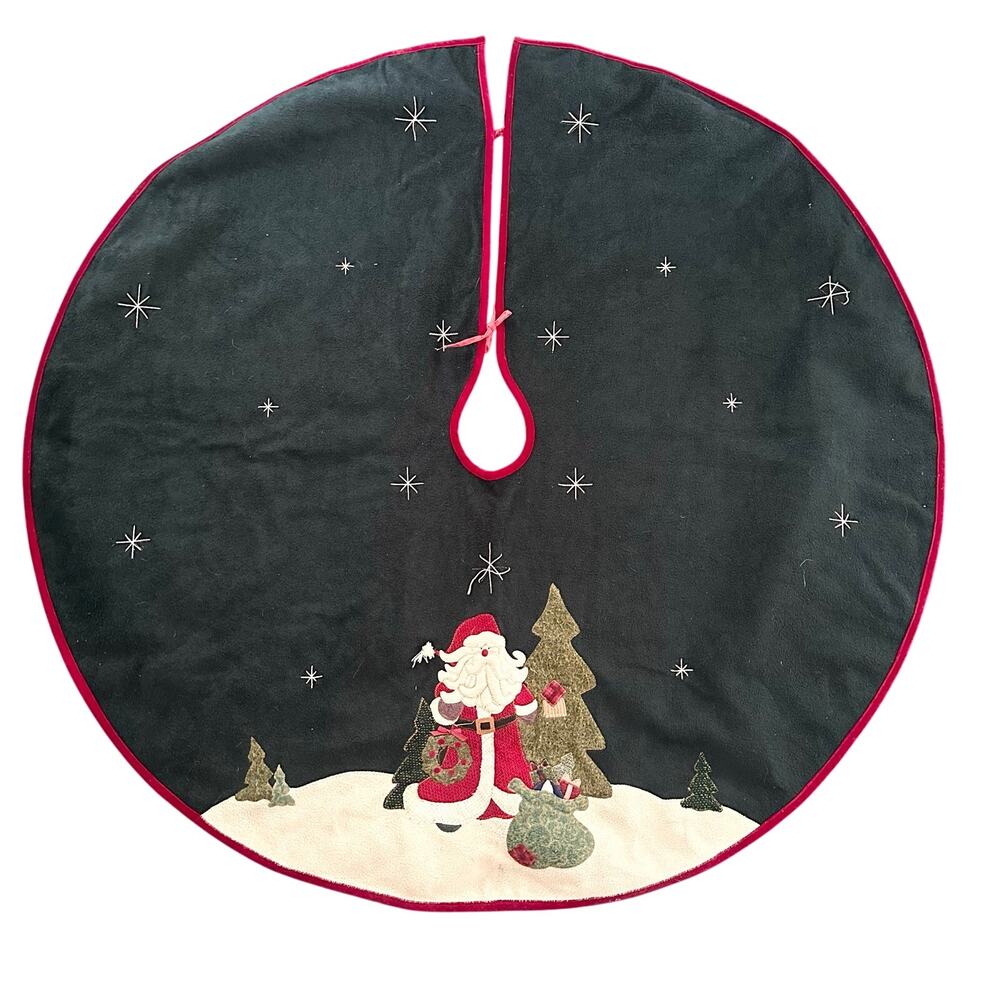 Green Red Trim Christmas Holiday Santa Velvet Felt Applique Tree Skirt 54"